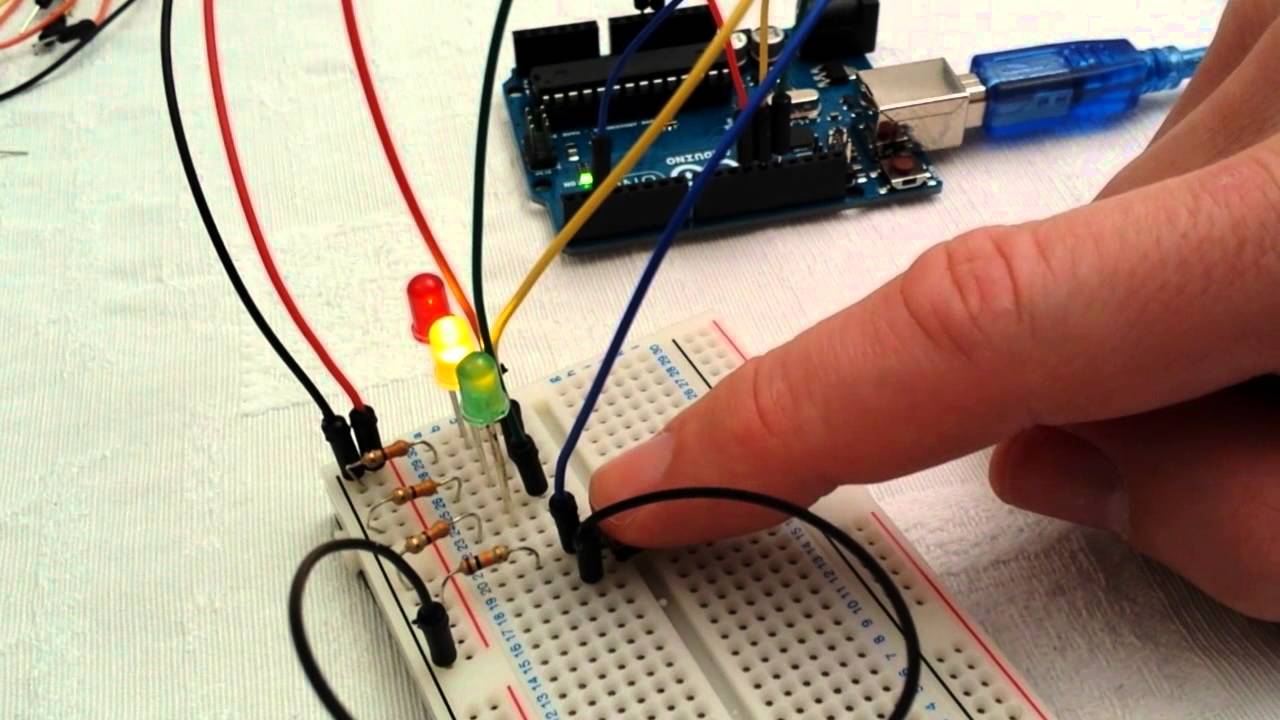 Arduino Traffic Light With Push Button